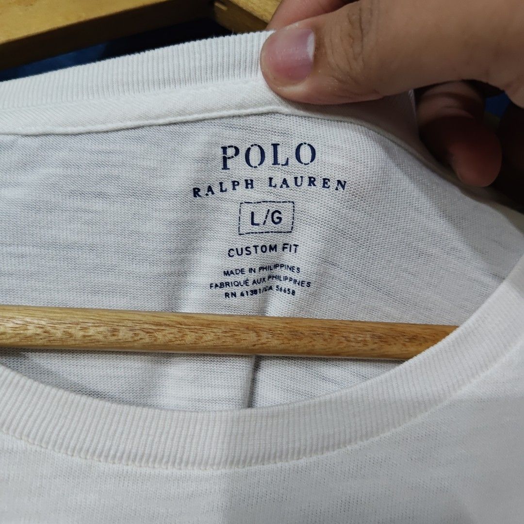 POLO BY RALPH LAUREN TEE (Category: Tshirts & Polo Shirts ) located in Makati City. Submitted by upcycled.closeth (Listing ID 1466586536, Image 3). Description: - Authentic Polo Ralph Lauren product - White, short-sleeved - Size: Large (men's) - Like new - Authentic - flaws: no flaws - Excellent condition - Need wash, fresh from bale - Features design of Polo Ralph Lauren vintage style tee - Material: 100% soft cotton !!STILL NEGOTIABLE!!.