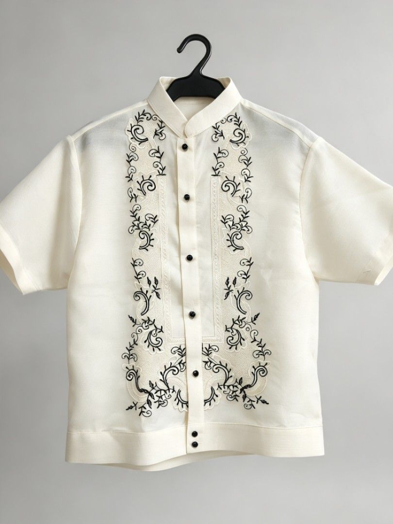 POLO JACK available in SMALL MEDIUM & LARGE (Category: Formal Shirts) located in Lumban. Submitted by barongnicia (Listing ID 1466727684, Image 1). Description: What you're getting: 100% Brand New & Unworn Premium quality Filipino Barongs Perfect fit ready to wear These are from confirmed customer orders that were cancelled never worn, still in original packaging & perfect condition! Same great quality, just extra pieces we'd love to find new hom