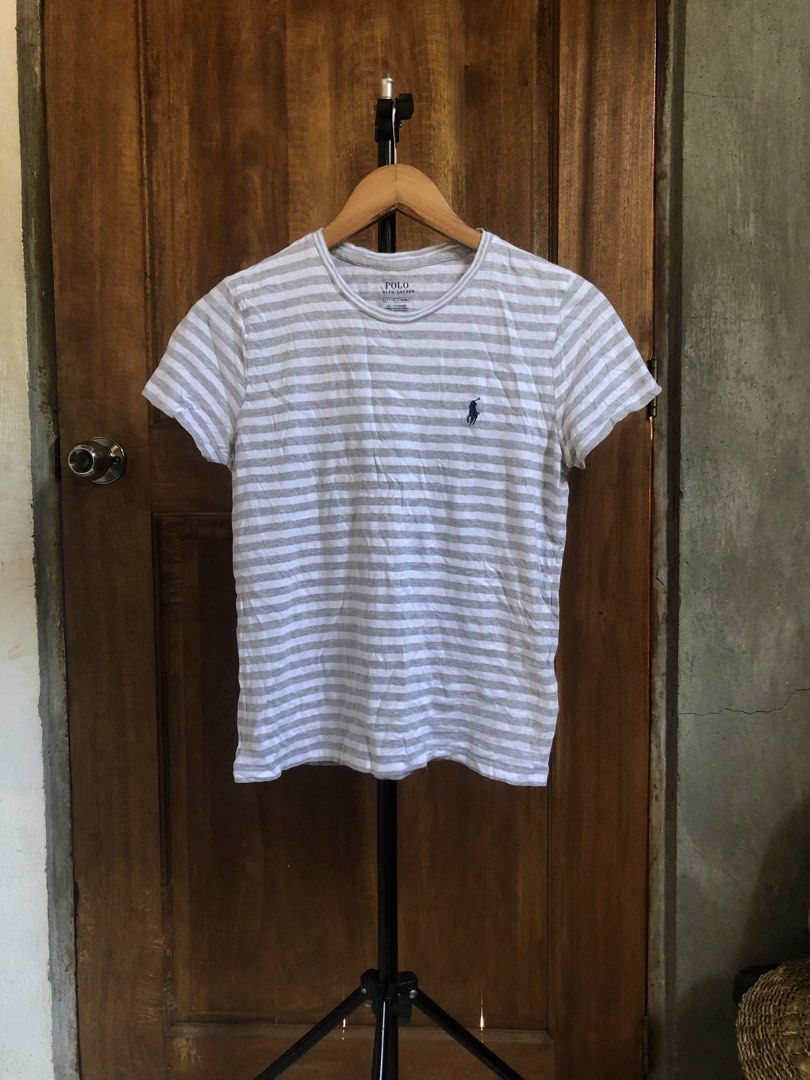 Polo Ralph Lauren Shirt (Category: Shirts) located in Manila. Submitted by bajinboo (Listing ID 1466578172, Image 1). Description: Polo Ralph Lauren Shirt Stripe Womens Good asnew 10/10 Size Small 17/25 Dimes No issue J&T Express .