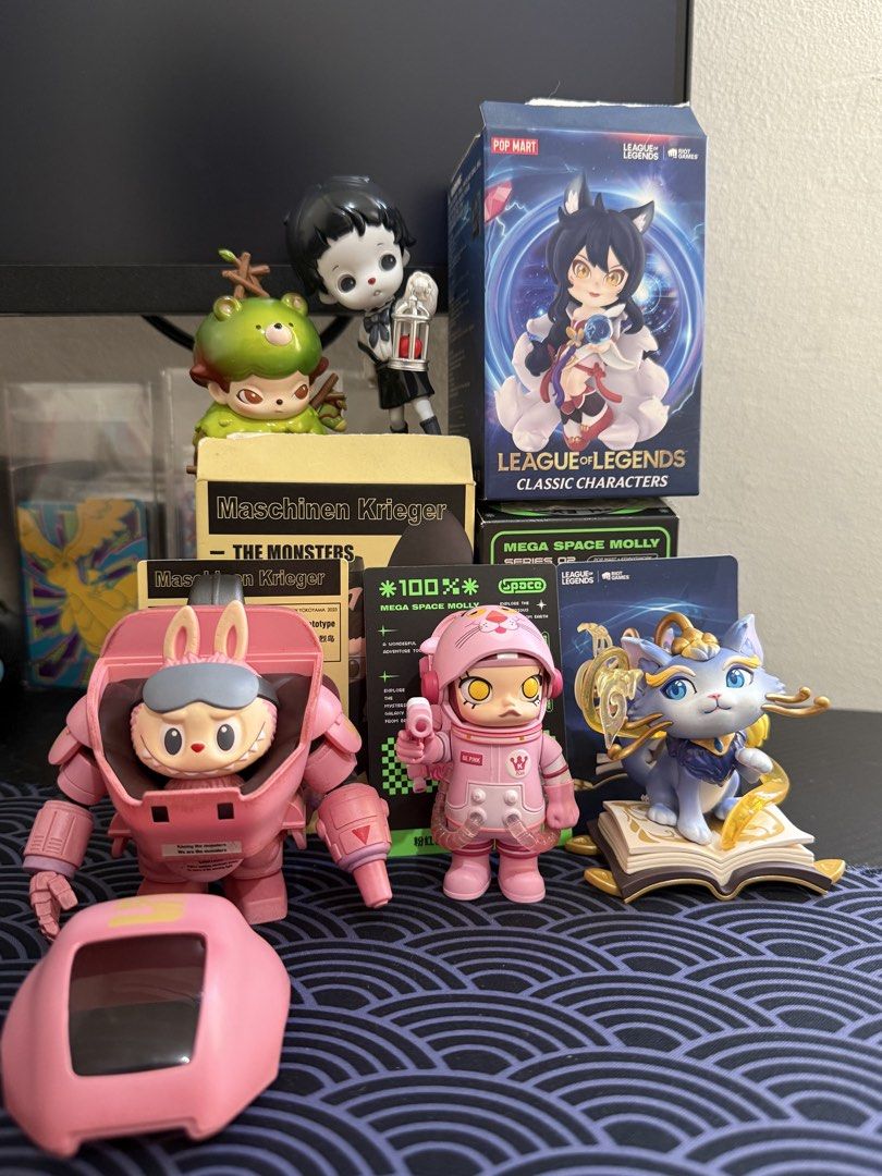 Popmart Azura +random (Category: Designer & Blind Box Toys) located in Los Banos. Submitted by _skymi (Listing ID 1462839630, Image 2). Description: TAKE ALL ONLY Complete inclu Loc: Laguna Mod: Lbc/Lalamove/Jnt Meetup: Santa Rosa.