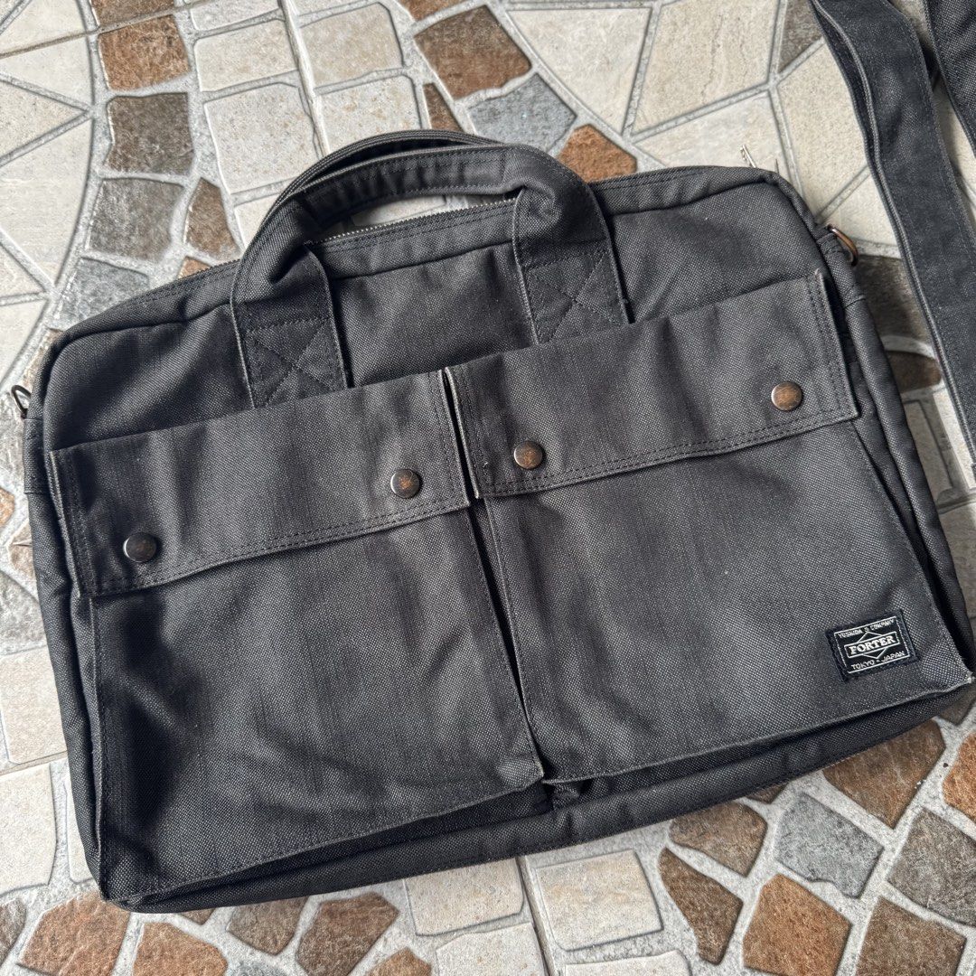 Porter Smoky 2-Way Briefcase (Category: Briefcases) located in Villasis. Submitted by aldrian30 (Listing ID 1466614399, Image 3). Description: No major Issues, minor signs of ise only Dm for other details.