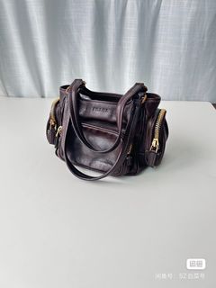 （分類：）位於 。 由 leoliuvtg 提交（商品編號 1466571670，圖片 1）。簡介： 。