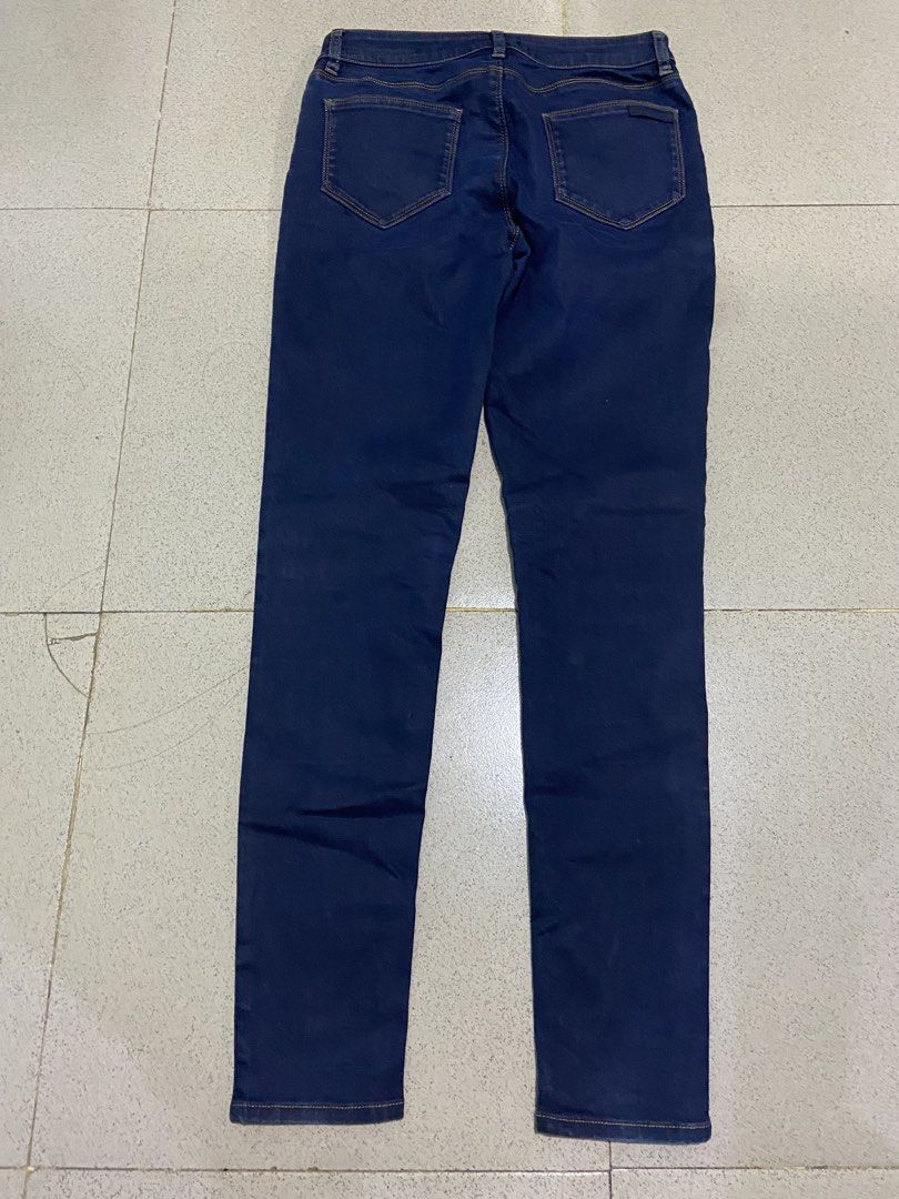 PRADA SLIMFIT JEANS (Category: Jeans) located in Bulacan. Submitted by rrthrifts (Listing ID 1466672845, Image 2). Description: VERY GOOD CONDITION OR BETTER SIZE 29 ON TAG NO HARD ISSUE 999PHP PLUS SHIPPING FEE ONLY.