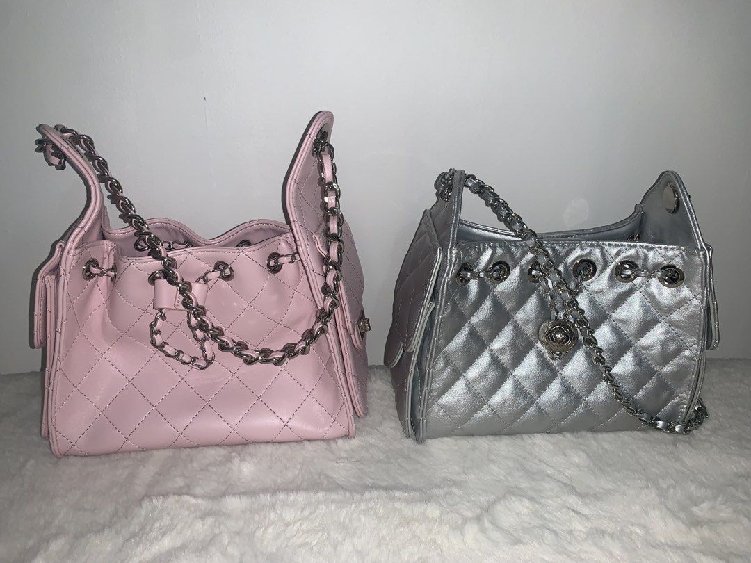 Preloved Bags (Category: Shoulder Bags) located in General Trias. Submitted by clairexlaundromat (Listing ID 1466589285, Image 1). Description: Price starts at P500 Pink - P2,000 Silver - P2,500 Pink HOLB - 2,000 Blue - 1,000 Pink KL Camera Bag - 2,000 Laptop bag 16" - 500 (negotiable) .