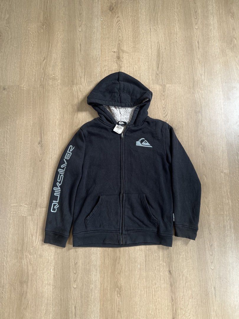 Quiksilver Zip-Up Hoodie (Category: Coats, Jackets and Outerwear) located in Angeles City. Submitted by mark.happenss (Listing ID 1466620753, Image 1). Description: Quiksilver Sherpa-Lined Zip-Up Hoodie Waist: 18 Length: 23.