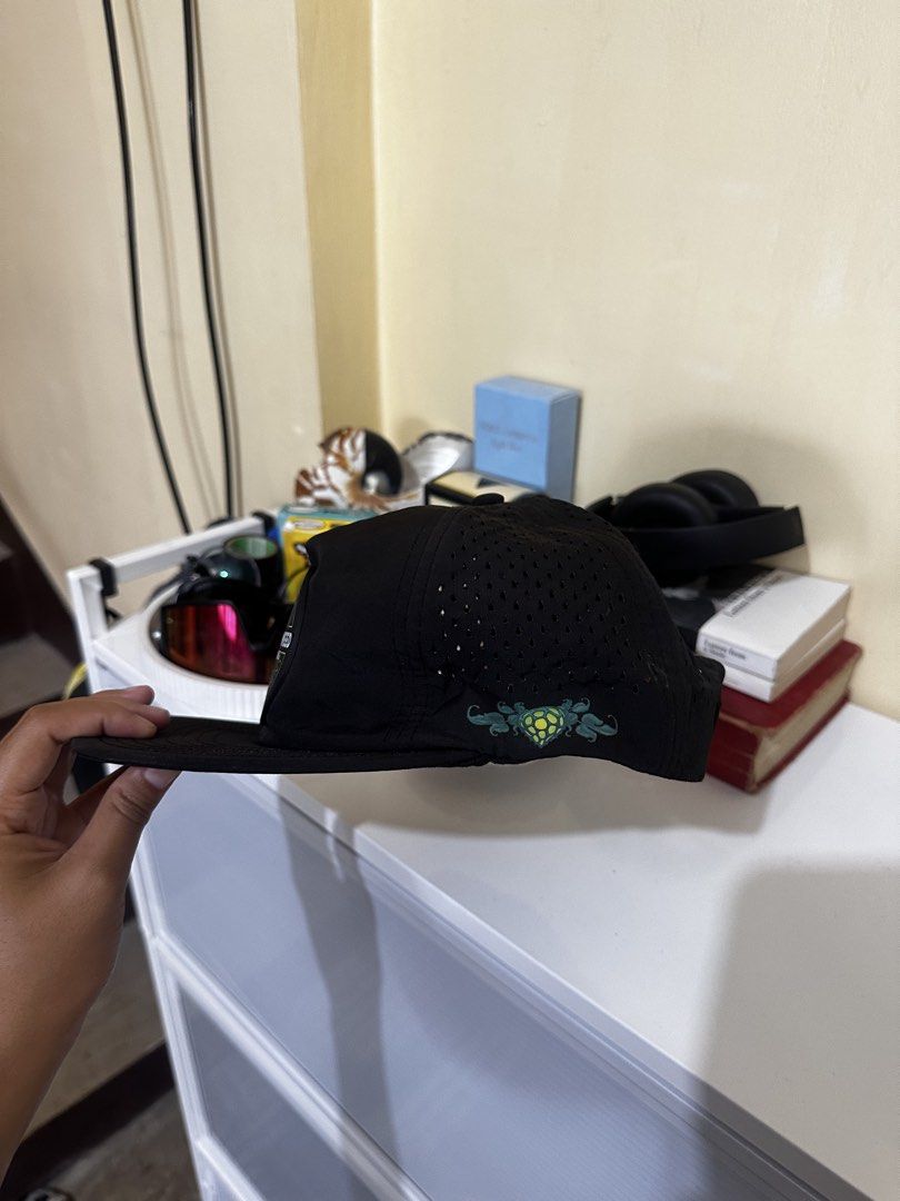 Rainbox Black Snapback Hat (Category: Caps & Hats) located in Baler. Submitted by sidequester (Listing ID 1466574592, Image 2). Description: - Design: Wicked Weed Brewing - Style: Black snapback hat with adjustable strap - Details: Green hop graphic embroidered on the side, printed interior taping - Comfort: Perforated back panels for great ventilation - MOP: Any online bank or e-wallets - MOD: Can do meet up and ship nationwide - Can offer disco