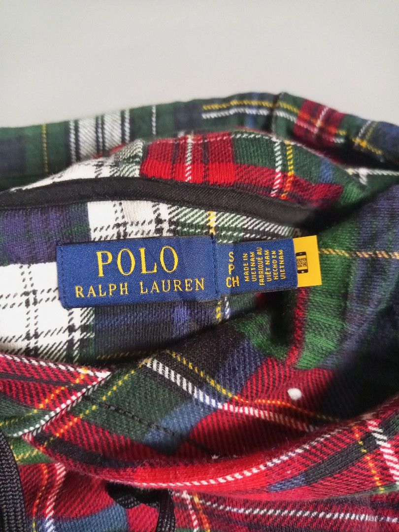 Ralph Lauren Patchwork Plaid Fleece Hoodie (Category: Coats, Jackets and Outerwear) located in Surallah. Submitted by miggyboiy (Listing ID 1466656086, Image 3). Description: Swakto sa pasko Ralph Lauren Patchwork Plaid Fleece Hoodie $228 orig price tapos sakin sobrang mura lang Small on tag 21.5x25 9.8 color rate Like new condition No issues (needs wash only) Location: Surallah, South Cotabato, Mindanao, 9512 📌 Dm me to purchase 📥.