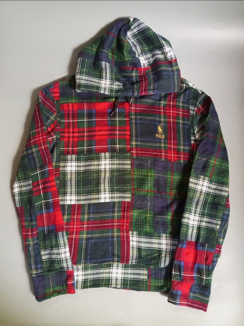 Ralph Lauren Patchwork Plaid Fleece Hoodie (Category: Coats, Jackets and Outerwear) located in Surallah. Submitted by miggyboiy (Listing ID 1466656086, Image 1). Description: Swakto sa pasko Ralph Lauren Patchwork Plaid Fleece Hoodie $228 orig price tapos sakin sobrang mura lang Small on tag 21.5x25 9.8 color rate Like new condition No issues (needs wash only) Location: Surallah, South Cotabato, Mindanao, 9512 📌 Dm me to purchase 📥.