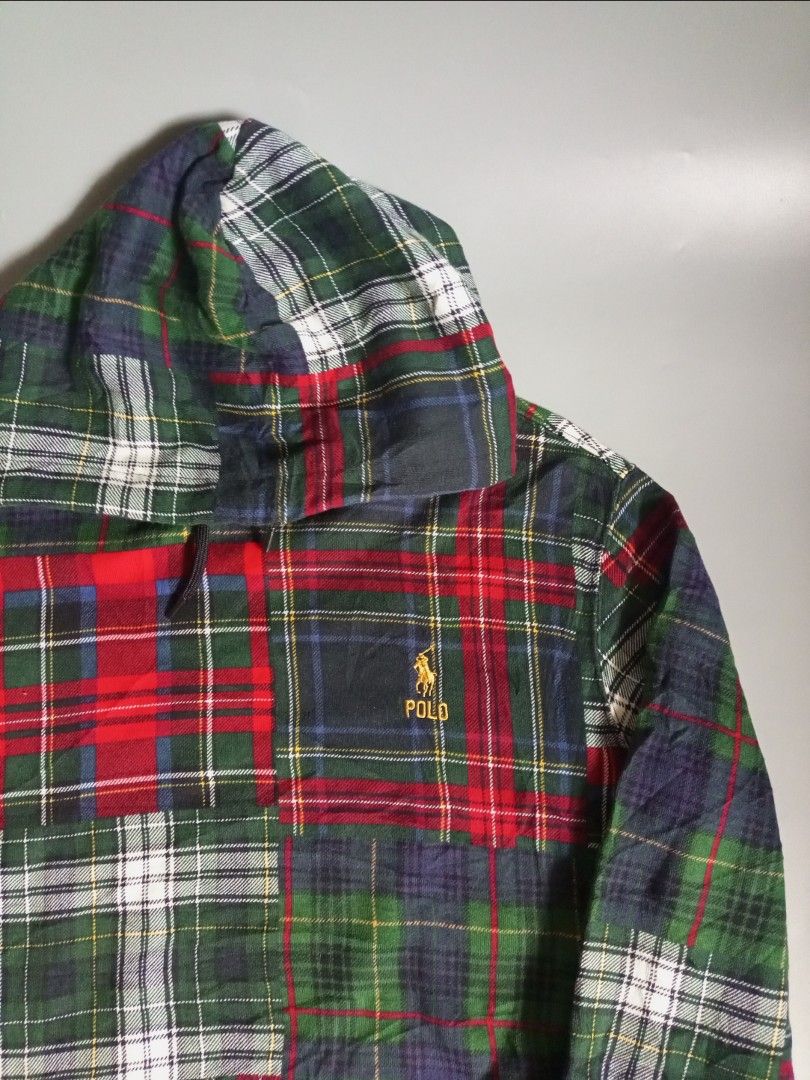 Ralph Lauren Patchwork Plaid Fleece Hoodie (Category: Coats, Jackets and Outerwear) located in Surallah. Submitted by miggyboiy (Listing ID 1466656086, Image 2). Description: Swakto sa pasko Ralph Lauren Patchwork Plaid Fleece Hoodie $228 orig price tapos sakin sobrang mura lang Small on tag 21.5x25 9.8 color rate Like new condition No issues (needs wash only) Location: Surallah, South Cotabato, Mindanao, 9512 📌 Dm me to purchase 📥.