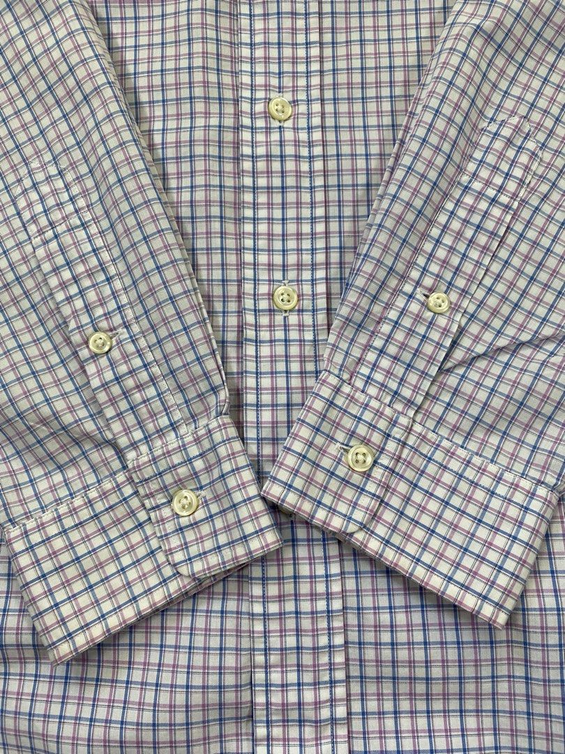 Ralph Lauren Yarmouth (Category: Formal Shirts) located in Bago City. Submitted by johnpaul_gidlayan (Listing ID 1466701134, Image 2). Description: Ralph Lauren Yarmouth Item Details Size: Large Dimension: 23x30-31 Sleeves: 23 Shoulder: 18 Condition: Excellent condition (needwash) Color Rate: 9.5/10 Flaws: None (Item color vary due to lighting) — Price: 950+sf.