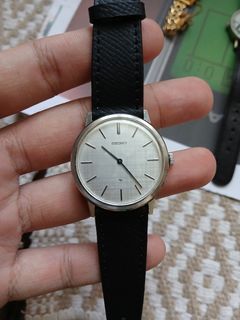 (Category: ) located in . Submitted by igoys-watches (Listing ID 1466713739, Image 1). Description: .