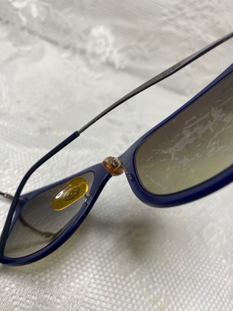 Ray ban wayferer light Ray (Category: Sunglasses & Eyewear) located in Angeles City. Submitted by noagrace (Listing ID 1466595526, Image 3). Description: Ray-Ban Wayfarer Light Ray RB4210 sunglasses matte dark blue frame Scratched lenses P380.