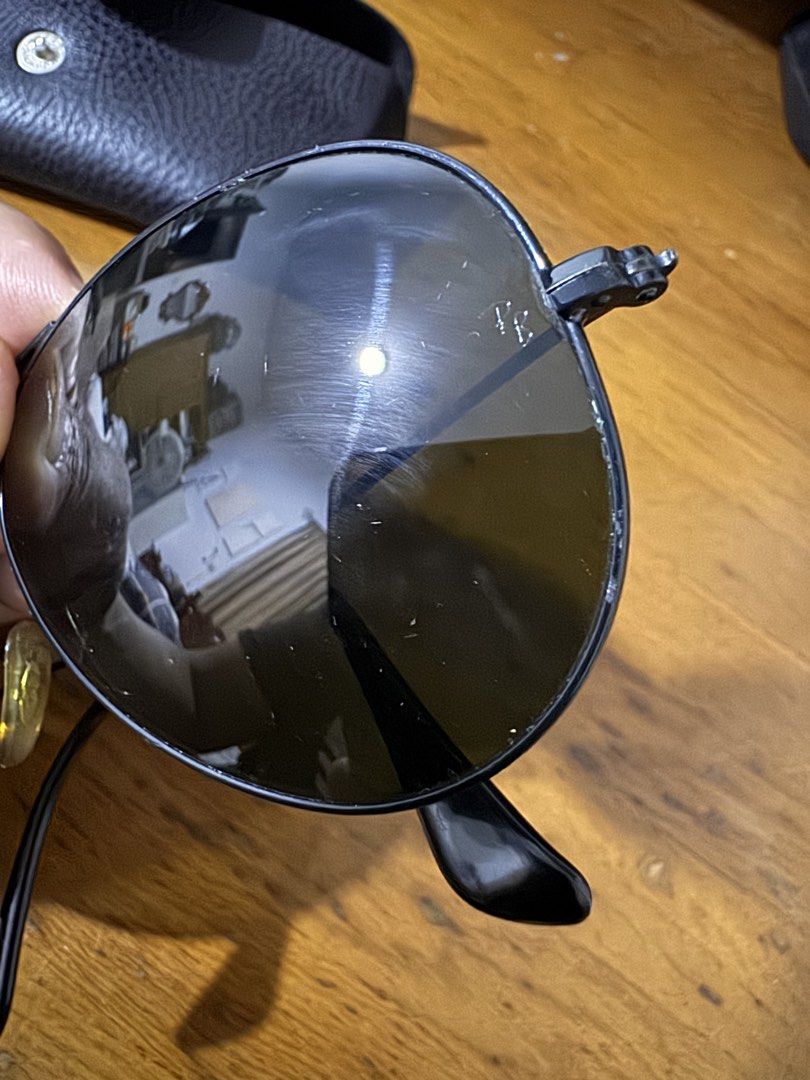 Ray-Ban Aviator Large Metal RB 3025 (Category: Sunglasses & Eyewear) located in Tarlac. Submitted by itsri1988 (Listing ID 1466569514, Image 3). Description: Authentic Ray-Ban Aviator Classic (RB3025) – Black Frame & Case • Brand: Ray-Ban • Model: Aviator Large Metal RB3025 • Frame Color: Polished Black (Metal) • Lens Color: Dark Grey / Classic G-15 Green • Shape: Pilot / Teardrop • Condition: Pre-owned – Good Condition (Well-maintained, minor si