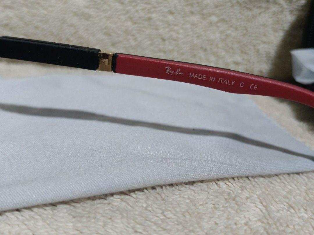 Rayban sunglasses (Category: Luxury Accessories) located in Manila. Submitted by navias (Listing ID 1466638000, Image 3). Description: .