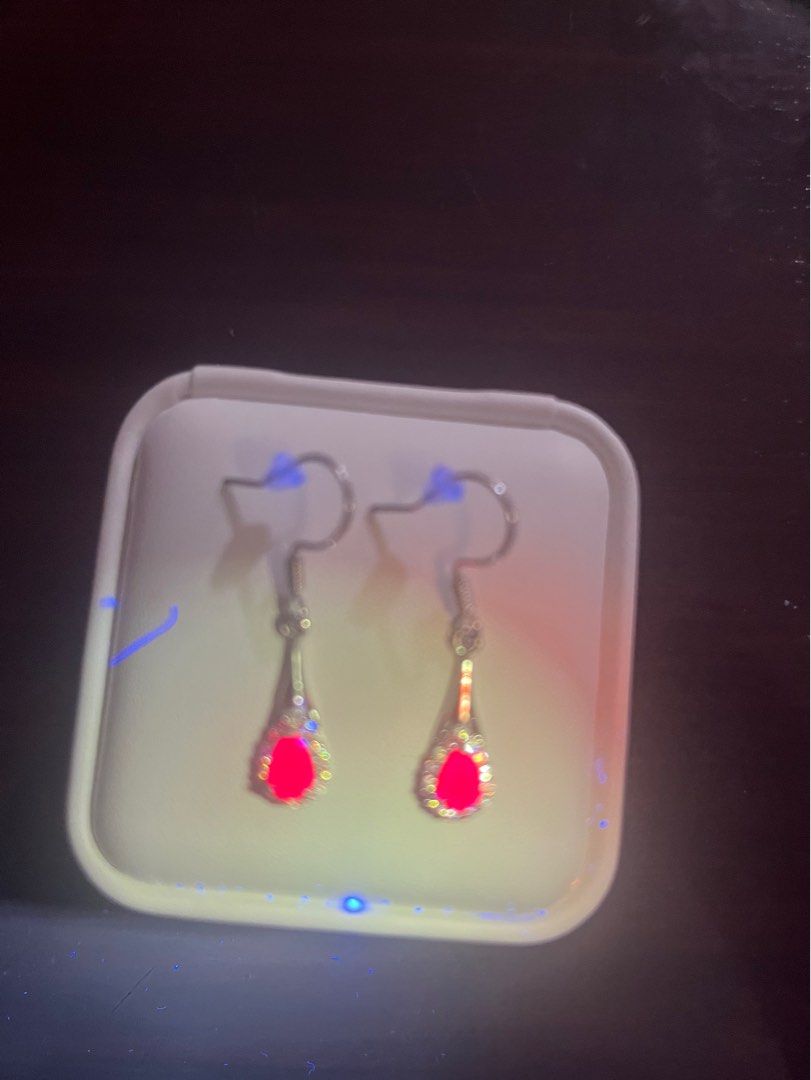 Real Ruby Dangling earrings/Titanium setting (Category: Earrings) located in Kalibo. Submitted by sunnysidegold (Listing ID 1466572221, Image 3). Description: Ruby dangling earrings with cz sidestone silicone lock titanium setting ,non tarnish MOP gcash/BPI.