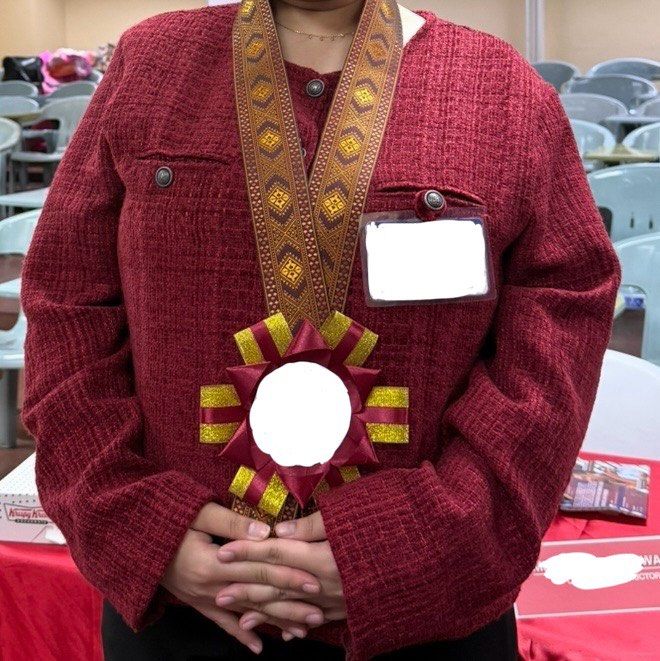 Red tweed Blazer (Category: Coats, Jackets and Outerwear) located in Mandaluyong City. Submitted by _pinklover (Listing ID 1466587432, Image 1). Description: - brought from toktik - worn once for seminar - for reference person on pic (bust 36c, waist 34-35) can fit up to plus size .