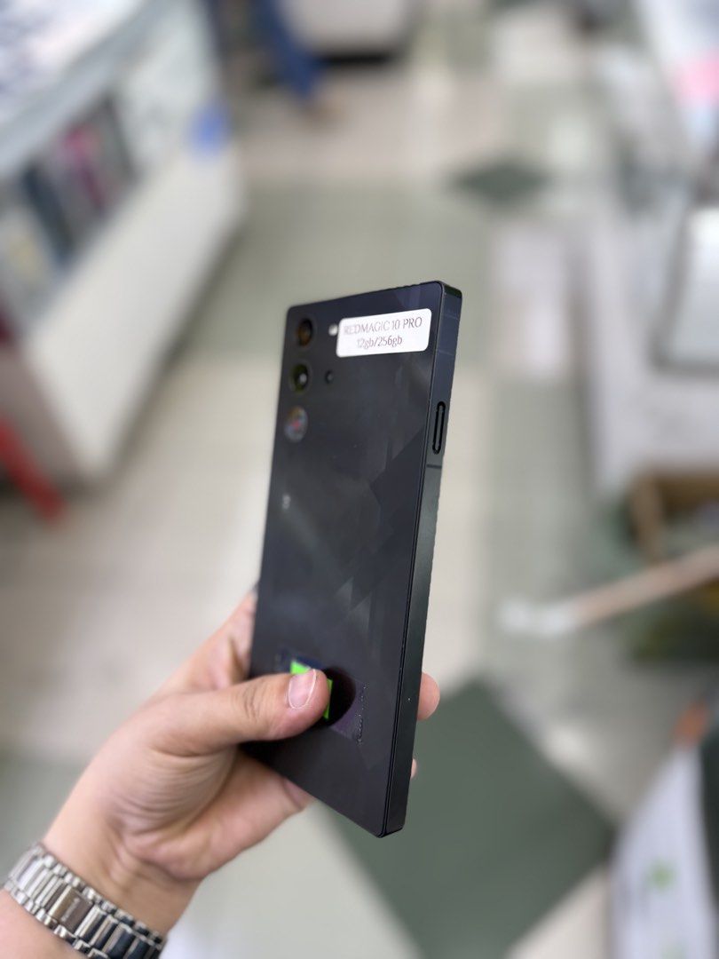 Redmagic 10 Pro 12/256GB GLOBAL OPENLINE NO ISSUES (Category: Other Gadgets) located in San Juan City. Submitted by najihahtelecomshop2018 (Listing ID 1466571040, Image 2). Description: Legit Store | Original unit FOR SALE | TRADE / SWAP ▫️INSTALLMENT thru: 🔸Credit Card (straight / installment) 🔸Ggives / Gcredit + 6% interest 🔸Spay Later + 6% interest (RFS: Buy and Sell any kinds of Gadgets) Description: Redmagic 10 Pro 12/256GB Openline ( Any