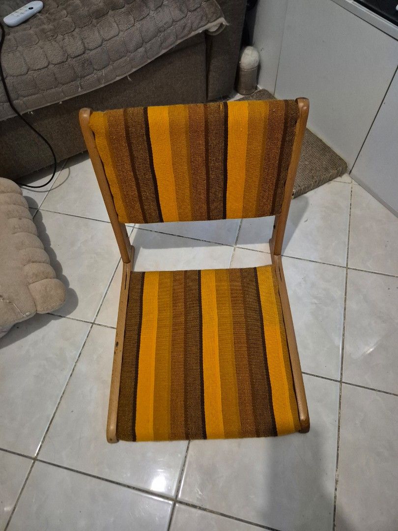 Retro Striped Foldable Wooden Low Tatami (Category: Chairs) located in Mandaluyong City. Submitted by danideclutters (Listing ID 1466606228, Image 2). Description: 300 pesos no haggling pls .