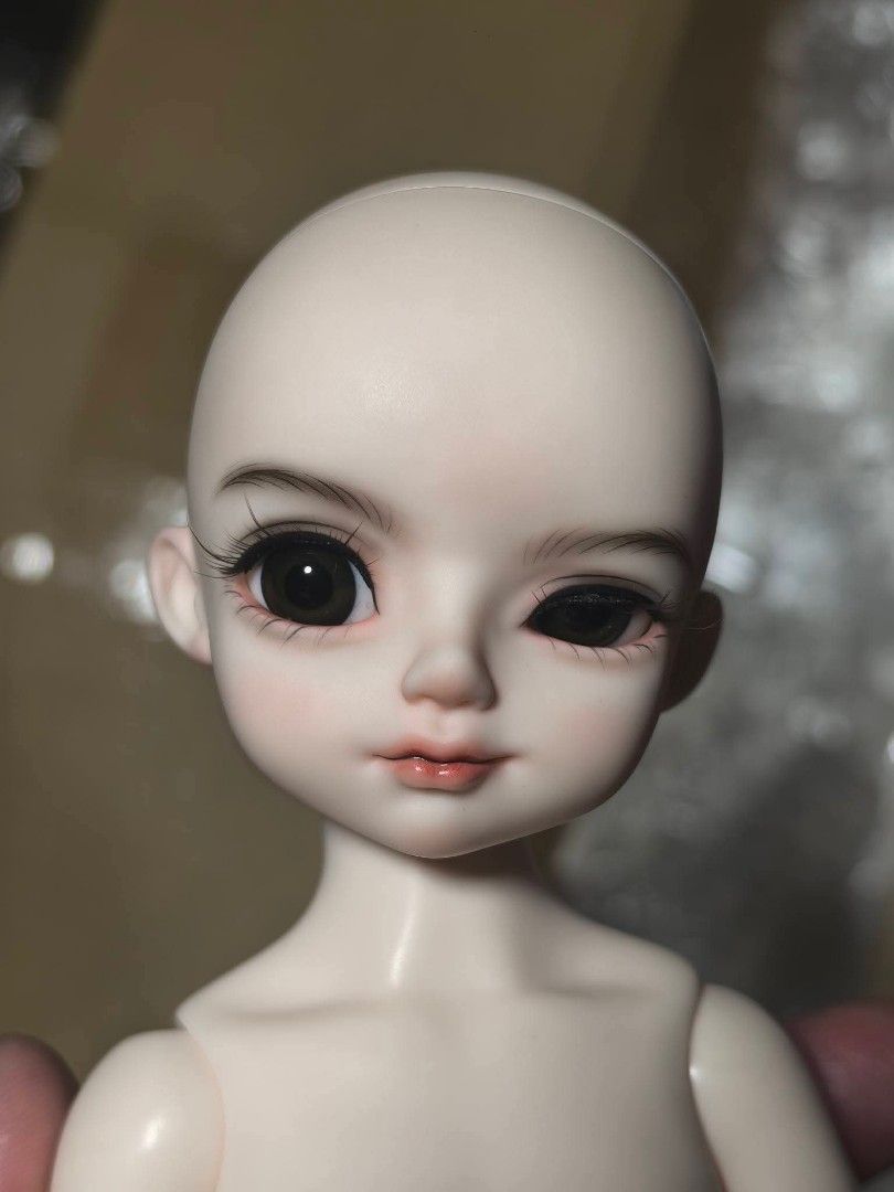 Ring Doll BJD - Sun Ce 30cm (Category: Figurines & Statues) located in Makati City. Submitted by xianjao (Listing ID 1466768941, Image 2). Description: BNew but both don't have their official boxes anymore Price: Sun Ce - 15000 PHP Condition: Both are like new with their official company face up skin color I believe is normal Inclusions: face up protector eyes post card sticker charm with their individual serial number can do 2 month layaway with