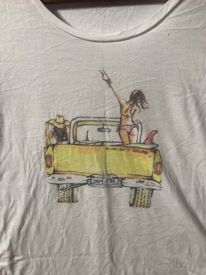 Ripcurl tee (Category: Shirts) located in Cagayan de Oro. Submitted by kennymiiiiii (Listing ID 1466610770, Image 2). Description: 20*22*24 No issue Negotiable.