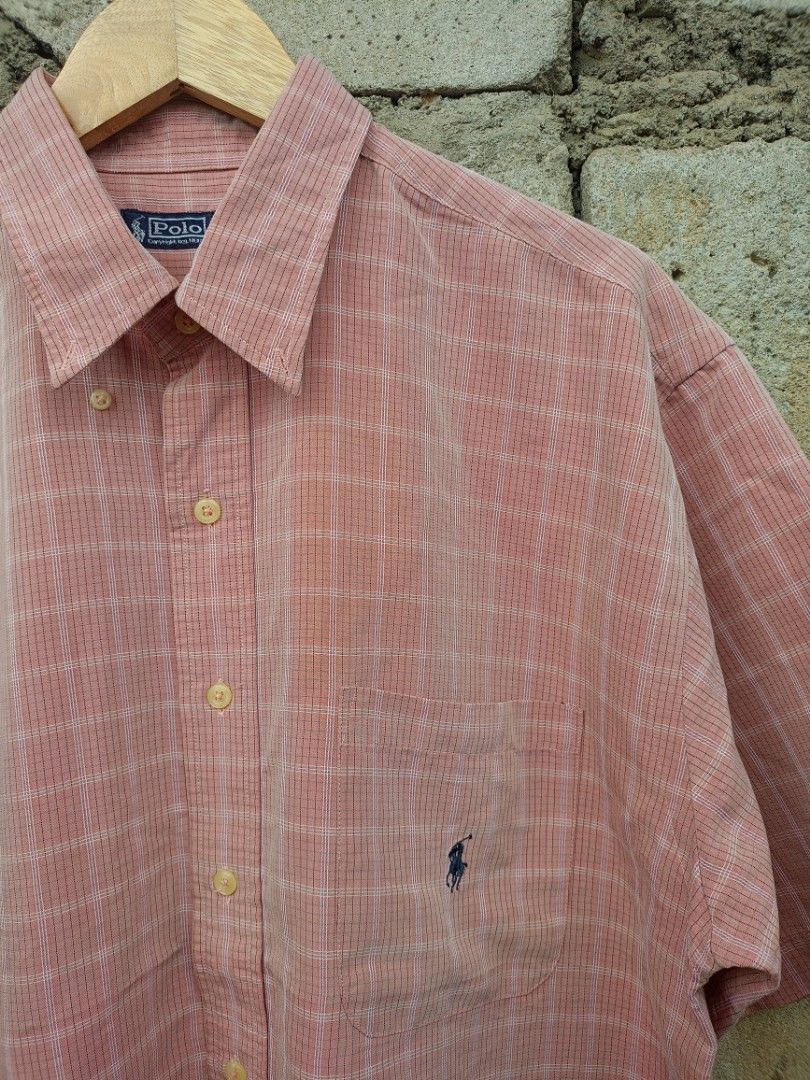 RL Checkered Polo Shirt (Category: Tshirts & Polo Shirts ) located in Manila. Submitted by robco (Listing ID 1466565179, Image 2). Description: RL Checkered Polo Shirt" Length - 32 Width - 25.5 Size - XL Color rate - 9/10 Excellent Condition Issue - One fraying MINE - 400 #ukayukay #ukayukayphilippines #bidding #Ralphlaurenpoloshirt.