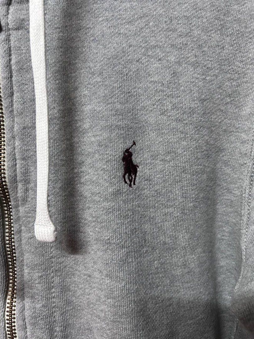 RL HOODIE (Category: Coats, Jackets and Outerwear) located in Manila. Submitted by curfewrhrift (Listing ID 1466727468, Image 3). Description: RL HOODIE(Authentic) As New condition 21.5x25 No issue!! 📍TAGUIG LB Can do vc Blueapp:Seven dy.