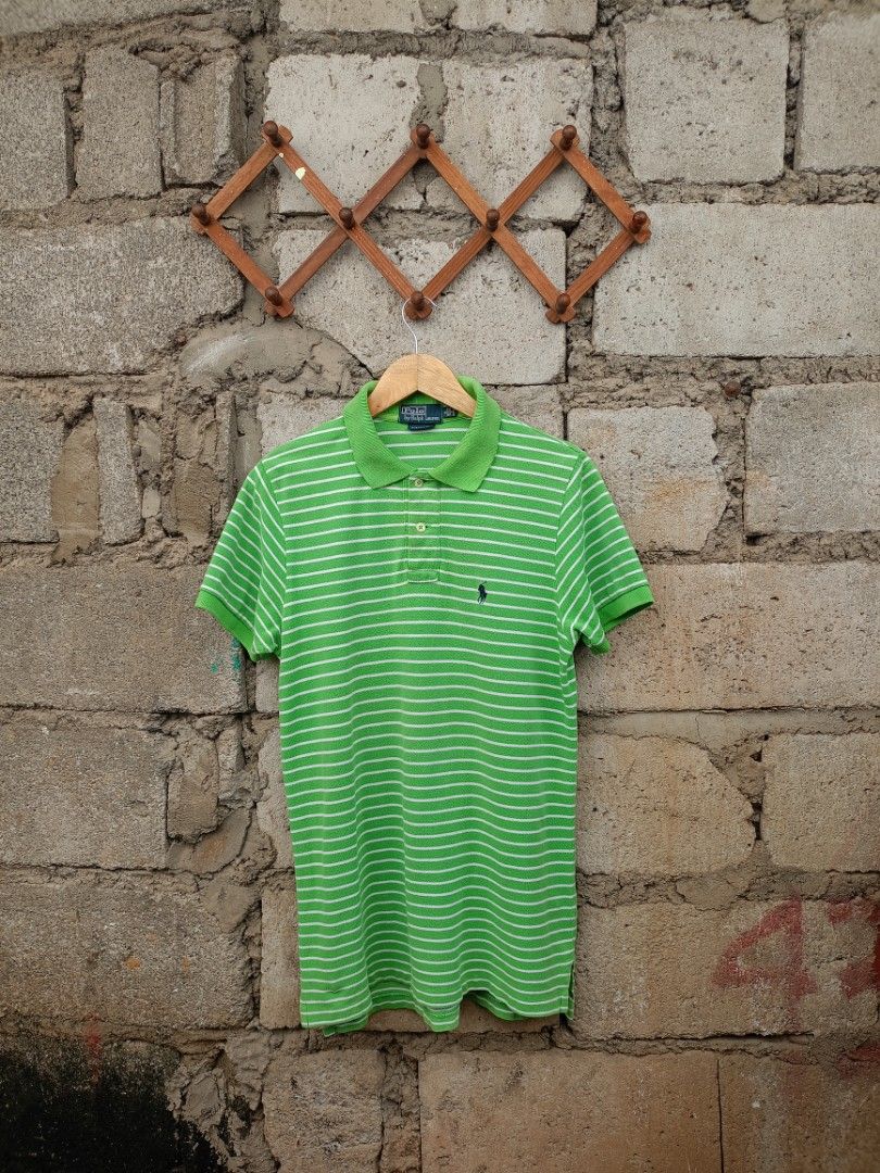 "RL Polo White/Green Stripes (Category: Tshirts & Polo Shirts ) located in Manila. Submitted by robco (Listing ID 1466565077, Image 1). Description: "RL Polo White/Green Stripes" Length in front - 29 In back - 30 Width - 19.5 Size - L Color rate - 8.7/10 Excellent Condition Issue - Side ventilation MINE - 200 #ukayukay #ukayukayphilippines #bidding #ralphlaurenpoloshirt.