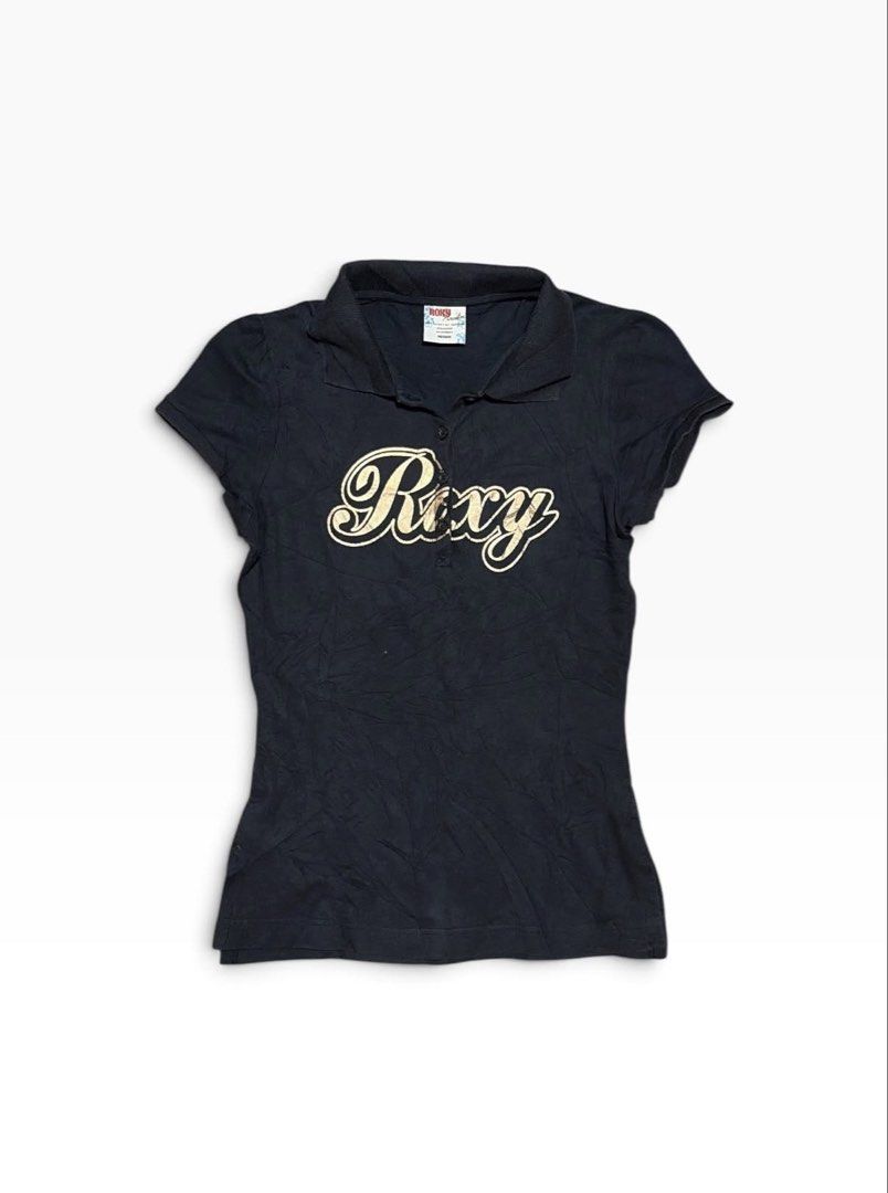 Roxy collared buttoned top (Category: Other Tops) located in Kuching. Submitted by nisbyinvite (Listing ID 1466676931, Image 1). Description: Fits S-M No tear, stain. Needs wash.