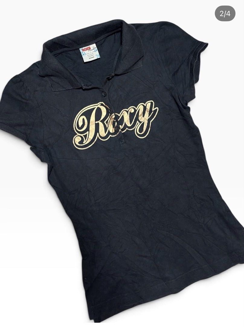 Roxy collared buttoned top (Category: Other Tops) located in Kuching. Submitted by nisbyinvite (Listing ID 1466676931, Image 2). Description: Fits S-M No tear, stain. Needs wash.