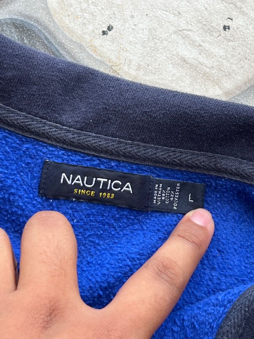 Royal Blue Cotton Blend Sweatshirt Size L (Category: Coats, Jackets and Outerwear) located in Caloocan City. Submitted by sillapwet0606 (Listing ID 1466573165, Image 3). Description: - Color: Royal blue - Size: Large - Material: 58% cotton, 42% polyester (soft, cozy fleece interior) - Care Instructions: Machine wash cold on gentle cycle, tumble dry low - Origin: Made in Vietnam.