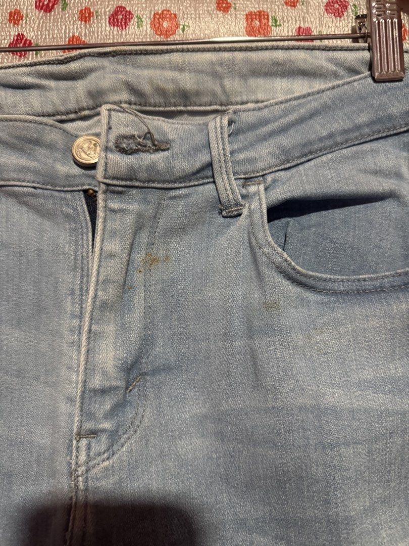 RRJ Ripped Jeans plus size (Category: Jeans) located in Bacoor. Submitted by teneleven_apparel (Listing ID 1466653137, Image 3). Description: Size: 32 Measurement ( based on measuretape): 32-34x38L Condition: Excellent ( washable stain) Shipping via J&T or Lalamove.