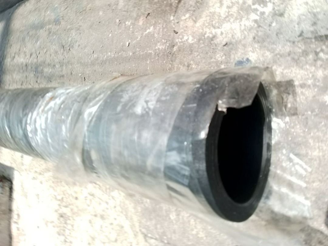 Rubber suction black Size: 5x20ft (Category: Everything Else Others) located in Manila. Submitted by 09171479278_elsie. (Listing ID 1466633388, Image 2). Description: Rubber suction black Size: 5x20ft.
