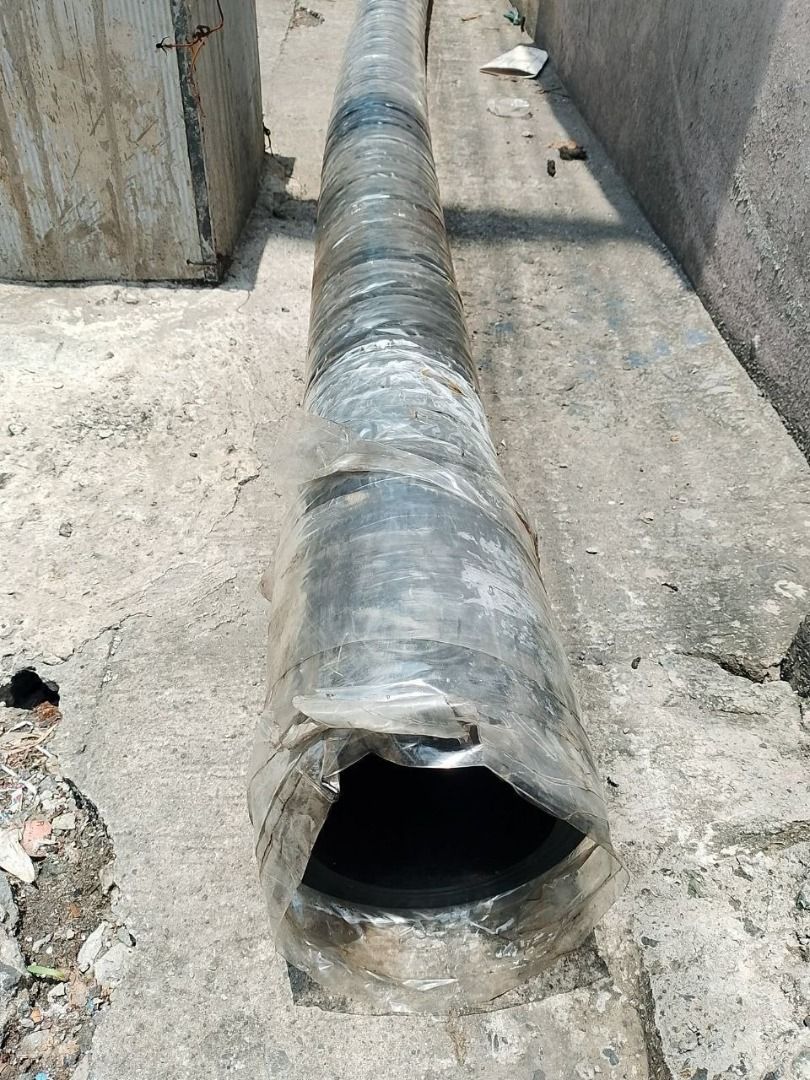 Rubber suction black Size: 5x20ft (Category: Everything Else Others) located in Manila. Submitted by 09171479278_elsie. (Listing ID 1466633388, Image 3). Description: Rubber suction black Size: 5x20ft.