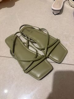 （分類：）位於 。 由 fridaxxo 提交（商品編號 1466708563，圖片 1）。簡介： 。