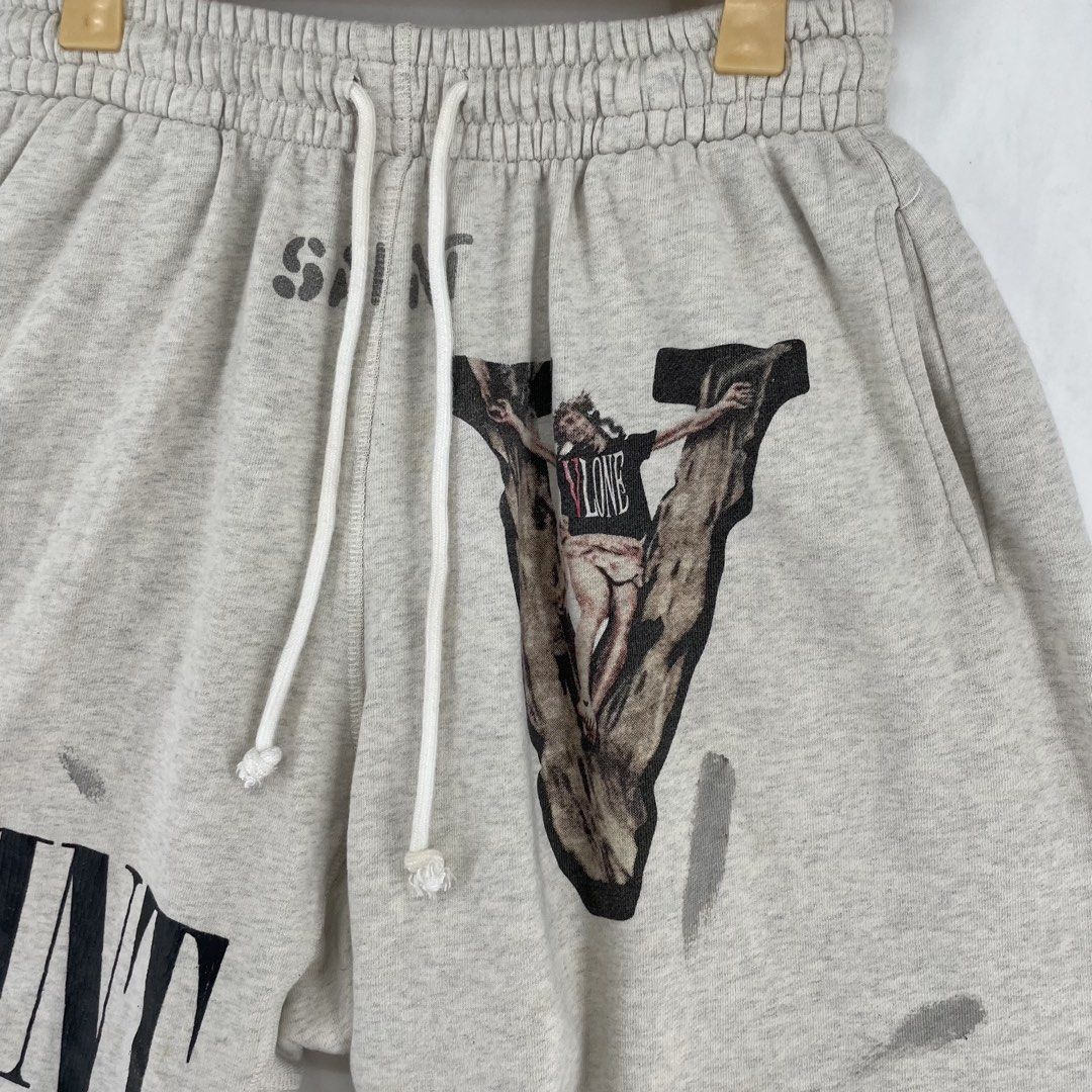 Saint Michael x Vlone Sweat Shorts (Category: Shorts) located in Manila. Submitted by buzz.garments (Listing ID 1466627006, Image 2). Description: Size: Small on tag Dimensions(inches) -Waist/Width: 28”-38” (Strechable) -Hip: 25” -Front Rise: 14” -Thigh: 14” -Inseam: 9” -Outseam/Length : 19” -Leg Opening: 13” - color may vary due to lighting. please manage your expectations-minimal and unseen flaws must be considered..