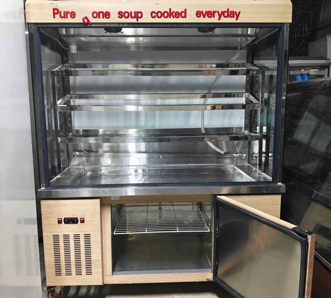 SALAD DISPLAY CHILLER WITH UNDERCOUNTER FREEZER (Category: Refrigerators and Freezers) located in Taguig. Submitted by jasminefuentes286 (Listing ID 1466646790, Image 1). Description: .