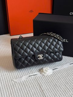 (Category: ) located in . Submitted by i1bag (Listing ID 1466623126, Image 1). Description: .