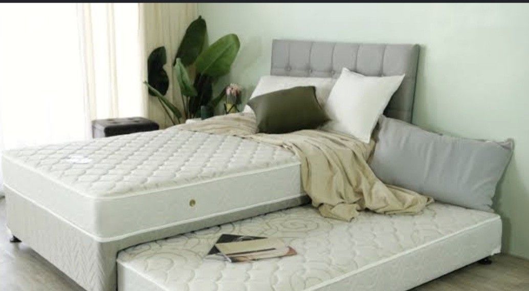 Salem single bed 36 x 78 inches (Category: Bed Frames & Mattresses) located in San Juan City. Submitted by shannen.martinez (Listing ID 1466721497, Image 1). Description: bed with mattress and pull out bed with headboard.