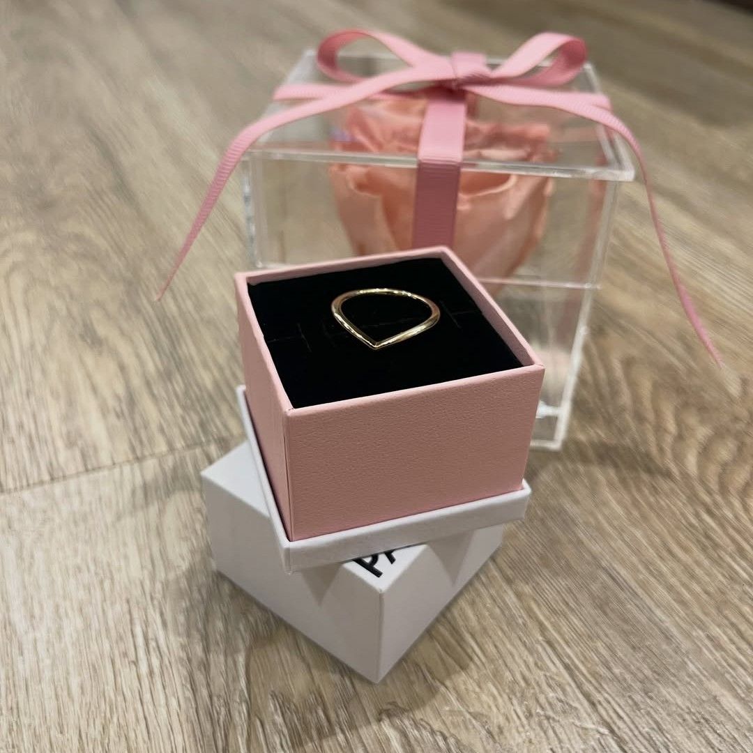 SALE❗Pandora Polished Wishbone Ring (Category: Rings) located in Manila. Submitted by badaloves_u (Listing ID 1466583134, Image 2). Description: - 💯 Authentic Pandora with Authenticity ALE marks - FREE Box and Paper bag 🛍️ - ✨ FREE Cleaning to any Pandora Store 🛵 LALAMOVE courier for same day delivery 🚚 J&T provincial courier.