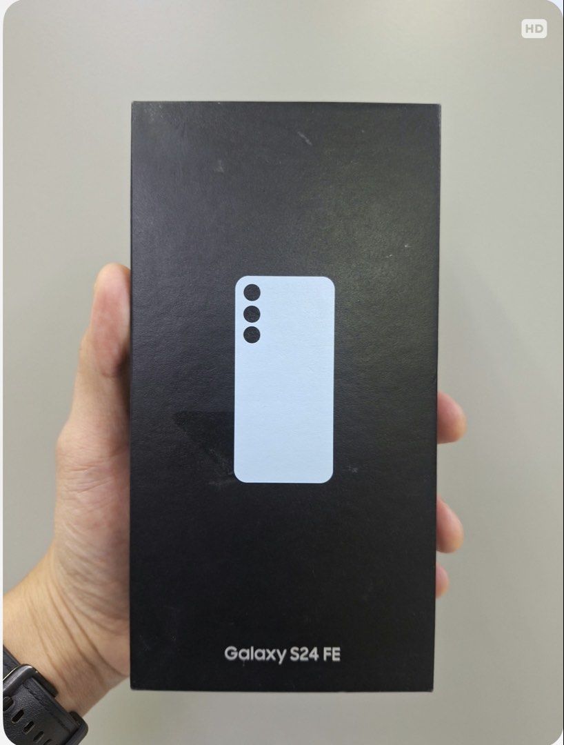 Samsung S24 FE (Category: Samsung) located in Manila. Submitted by daniisam (Listing ID 1466568487, Image 2). Description: .