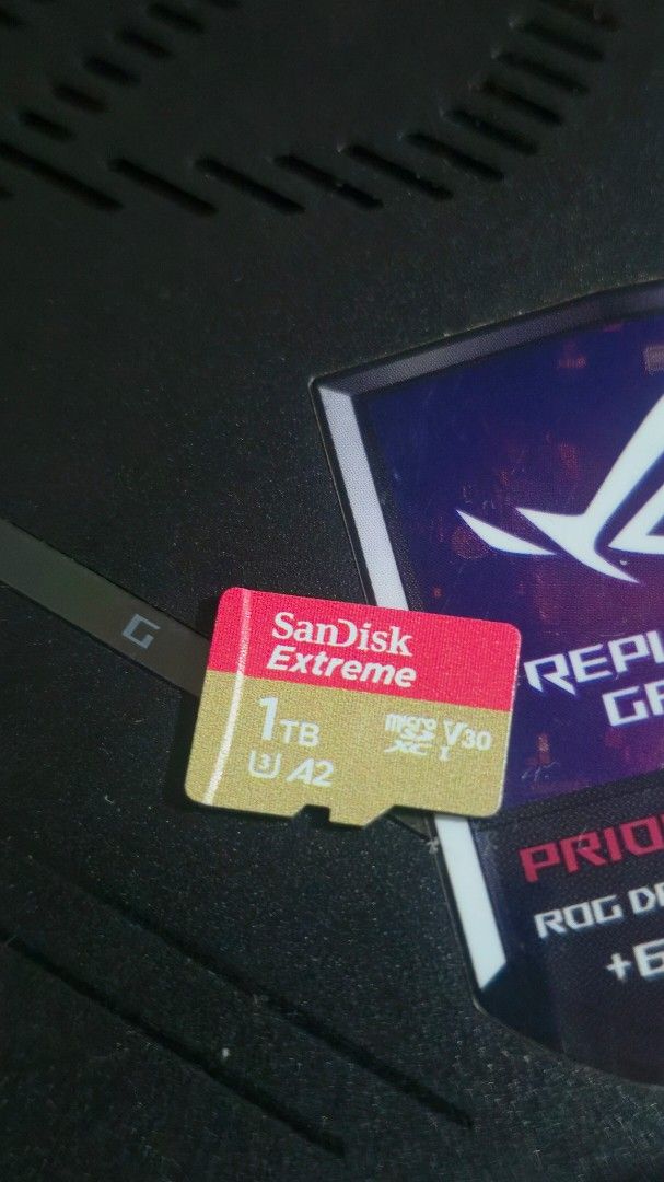 Sandisk 1TB A2 V30 ORIG (Category: Memory & SD Cards) located in Caloocan City. Submitted by consoles_r_us (Listing ID 1466589529, Image 1). Description: PTPA SANDISK 1TB A2 V30 ORIG Selling my SANDISK 1TB SD card A2 V30 mabilis transfer rate ORIG! With games na for steam deck rog ally legion GO etc.. ✅7,400 FIX Mura na yan WALANG ISSUE SOUTH CALOOCAN LOC KO pede nyo daanan samin or book nyo n lang lalamove .