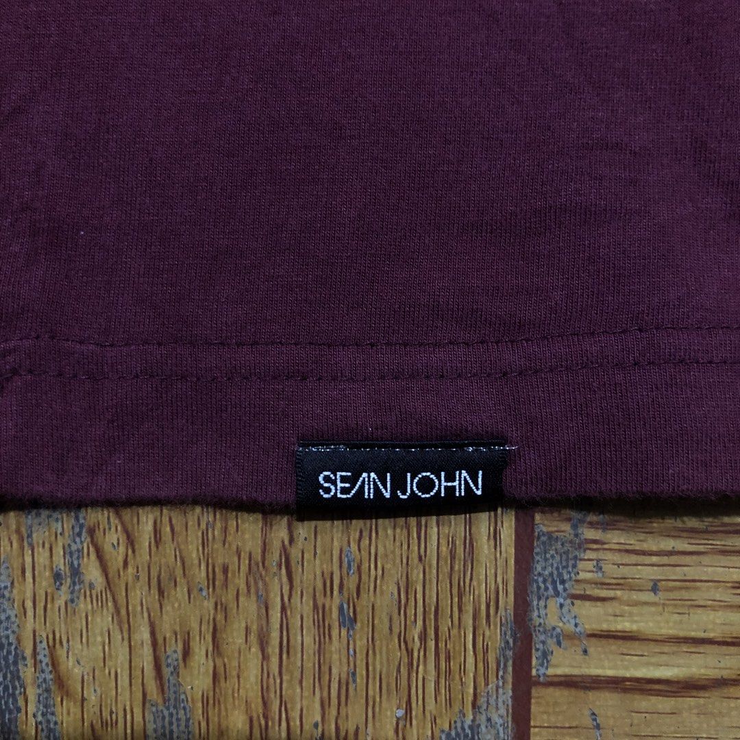 Sean John Hiphop Big size Tee (Category: Tshirts & Polo Shirts ) located in Dasmarinas. Submitted by cornyxmessy (Listing ID 1466748027, Image 2). Description: width - 26 length - 35.