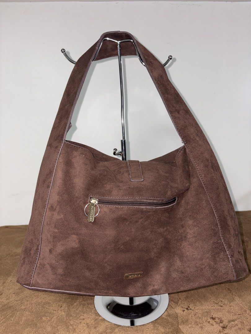 Secosana Brown Suede Shoulder Bag (Category: Shoulder Bags) located in Baguio. Submitted by maje_mori (Listing ID 1466704455, Image 1). Description: - Brand: Secosana - Material: Rich chocolate brown suede with gold-tone hardware - Condition: Excellent suede with minimal signs of use on leather lining (check photos for reference).