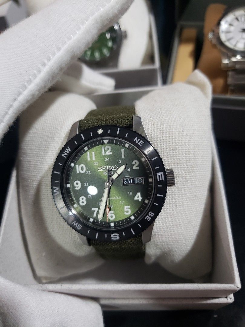 Seiko HDB008J (Category: Men's Watches) located in Manila. Submitted by aziraag (Listing ID 1464845519, Image 3). Description: ***** Japan New Release ***** Seiko 5 Sports Field Series HDB008J ( Brand New!) JDM Unit (Made In Japan)🇯🇵 Mall Price : 27,500 for NON-JDM model My Price : 22,980 Only! Caliber 4R36 Automatic + manual winding 24 Jewels Approx. 41 hours Power reserve Accuracy :+ 45 / -35 seconds per day Day & date, hacking/stop-seconds C