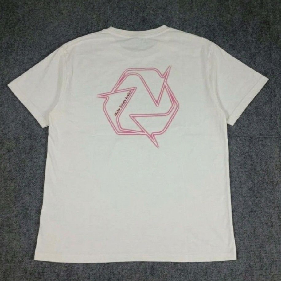 Seimec Graphic T-shirt (Category: Activewear) located in Taguig. Submitted by sito. (Listing ID 1466627014, Image 3). Description: For sale! 📣 Seimec Graphic T-shirt Specs and measurements: • Size XL • Length 30 inches • Width 23 inches Condition Details: • Issue: NONE • Color rate: 10/10 • Overall Condition: 10/10 Asking Price: ~₱444 Transaction Details: Location: Upper Bicutan, Taguig City, Metro Manila, 1633 Payment: Gcash / Maya / Bank Trans