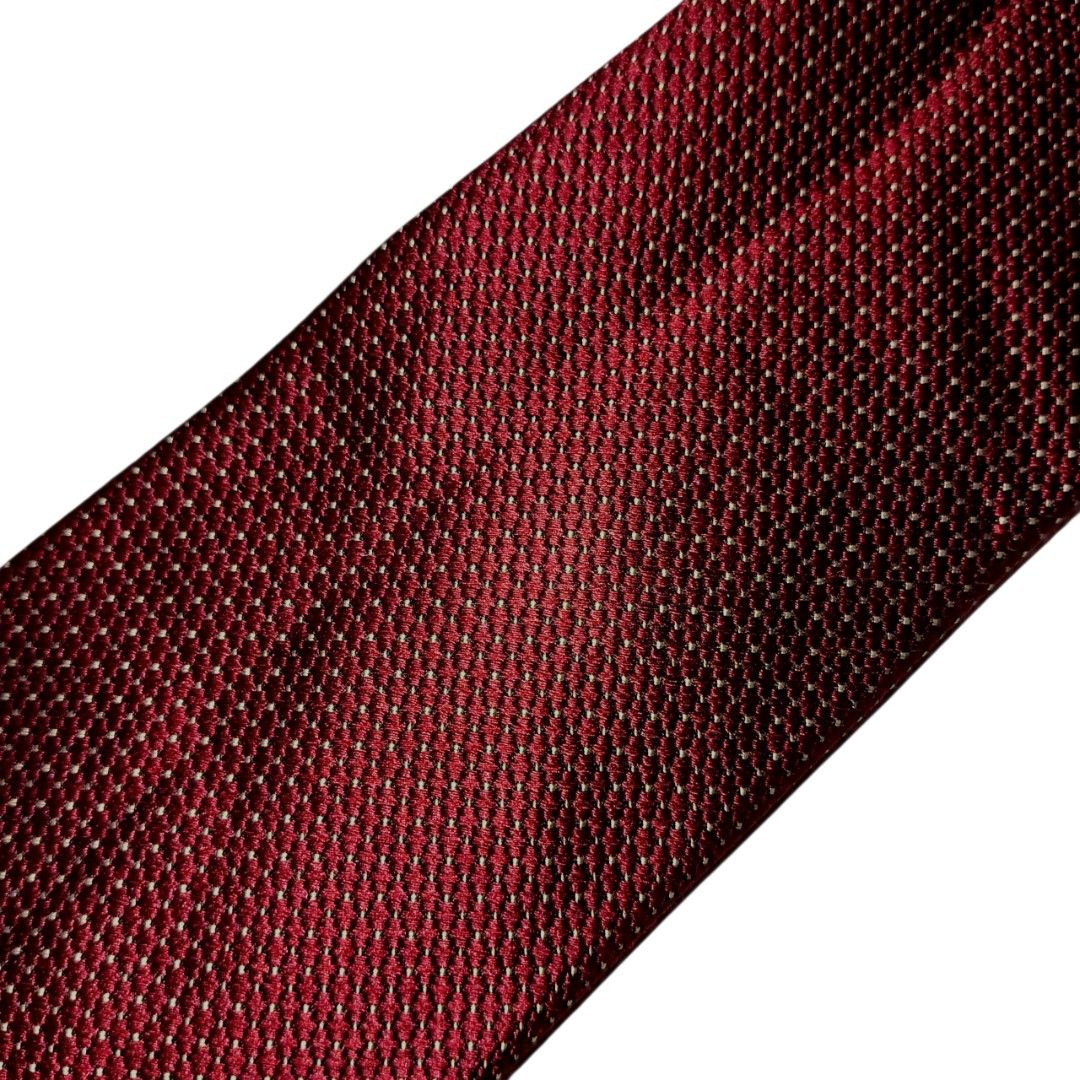 Sensation Burgundy Micro Pattern Neck Tie (Category: Ties) located in Abucay. Submitted by gibzzz123 (Listing ID 1466644545, Image 3). Description: • All items are ON HAND and ready to be shipped/picked up. • Items are preloved/ukay, so please expect minimal signs of usage unless stated otherwise. • No major issues — good condition unless otherwise indicated in the listing. • Actual color may slightly vary due to lighting and screen settings. • A