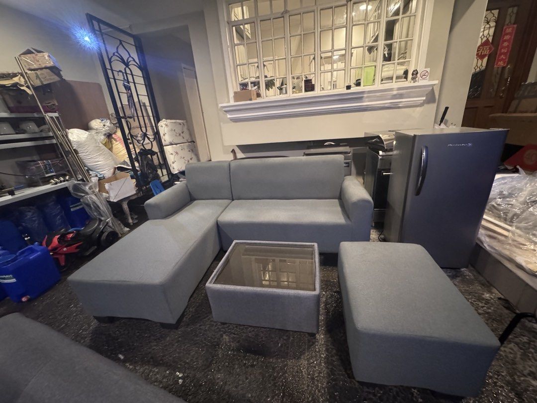 set (Category: Sofas) located in Quezon City. Submitted by sylviasofia (Listing ID 1466768200, Image 3). Description: .