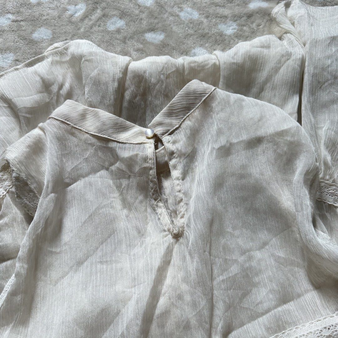 Sheer cream top (Category: Others Tops) located in Manila. Submitted by shefindshope (Listing ID 1466626307, Image 2). Description: .