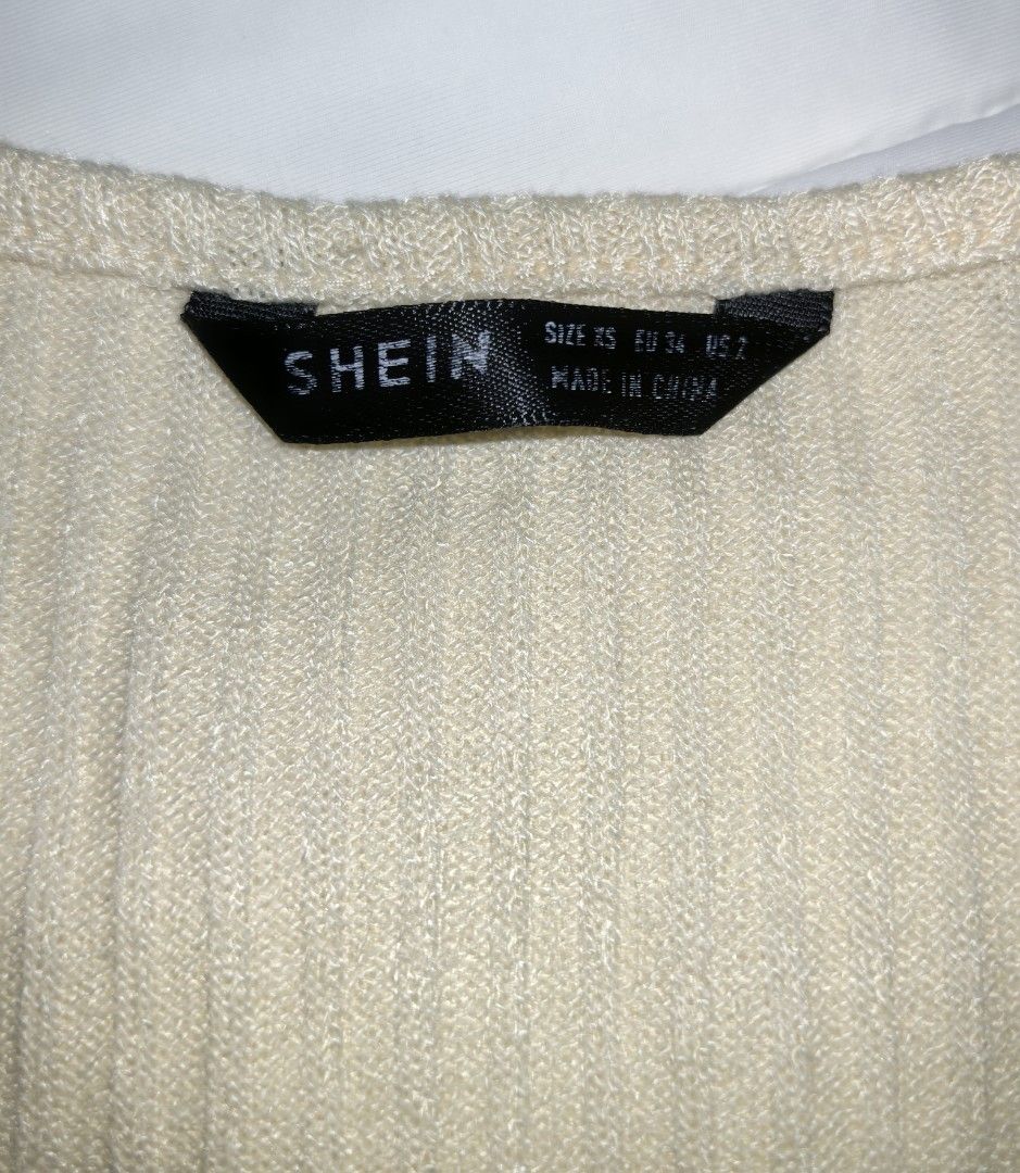 Shein Blouse, Size XS (Category: Blouses) located in Naga. Submitted by princessta62477 (Listing ID 1466716249, Image 3). Description: .