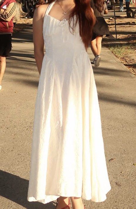 Shein Dress (Category: Dresses) located in Balanga. Submitted by hiitsaly (Listing ID 1466678312, Image 1). Description: can fit small-medium .